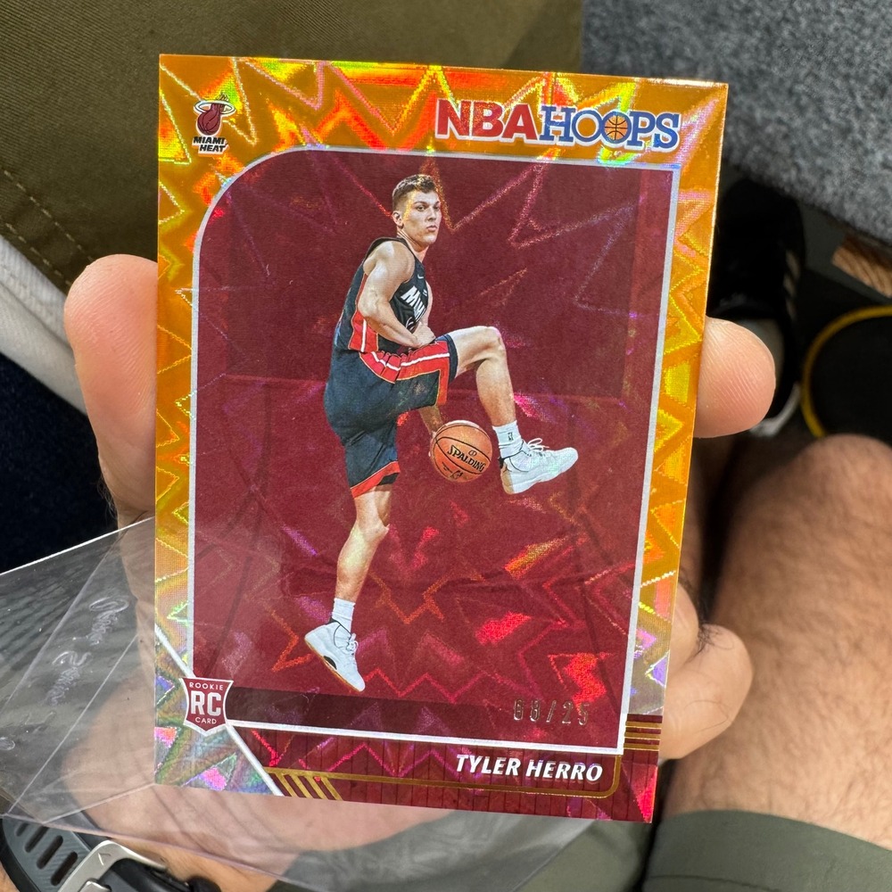 Panini NBA Hoops Trading Card Tyler Herro OS Orange Explosion Rookie RC 08/25